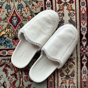 OluKai Kōnea shearling leather mule - size 8 / EUR 38